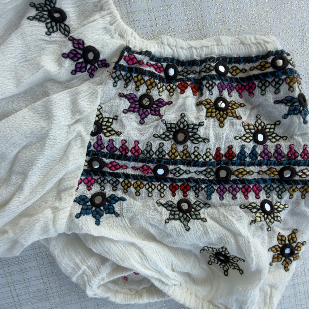 Free People Aurora Embroidered blouson top cropped boho - Picture 4 of 10